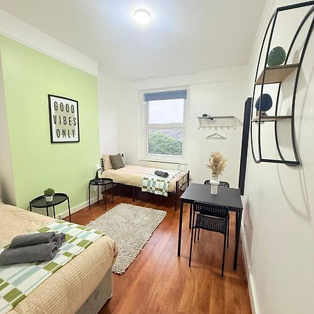 Cricklewood Broadway Guest Home 伦敦 外观 照片