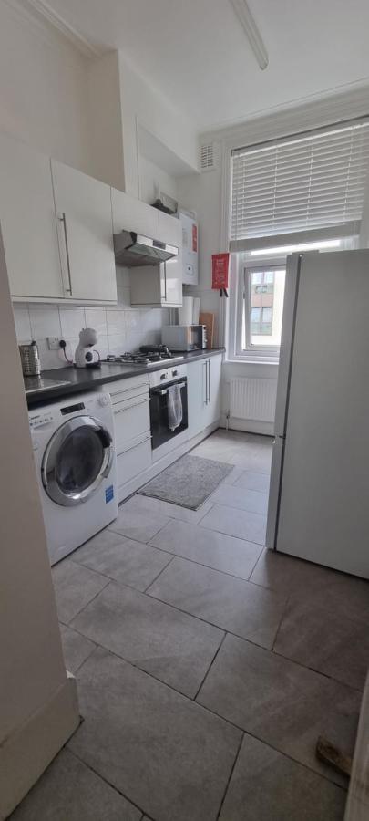 Cricklewood Broadway Guest Home 伦敦 外观 照片