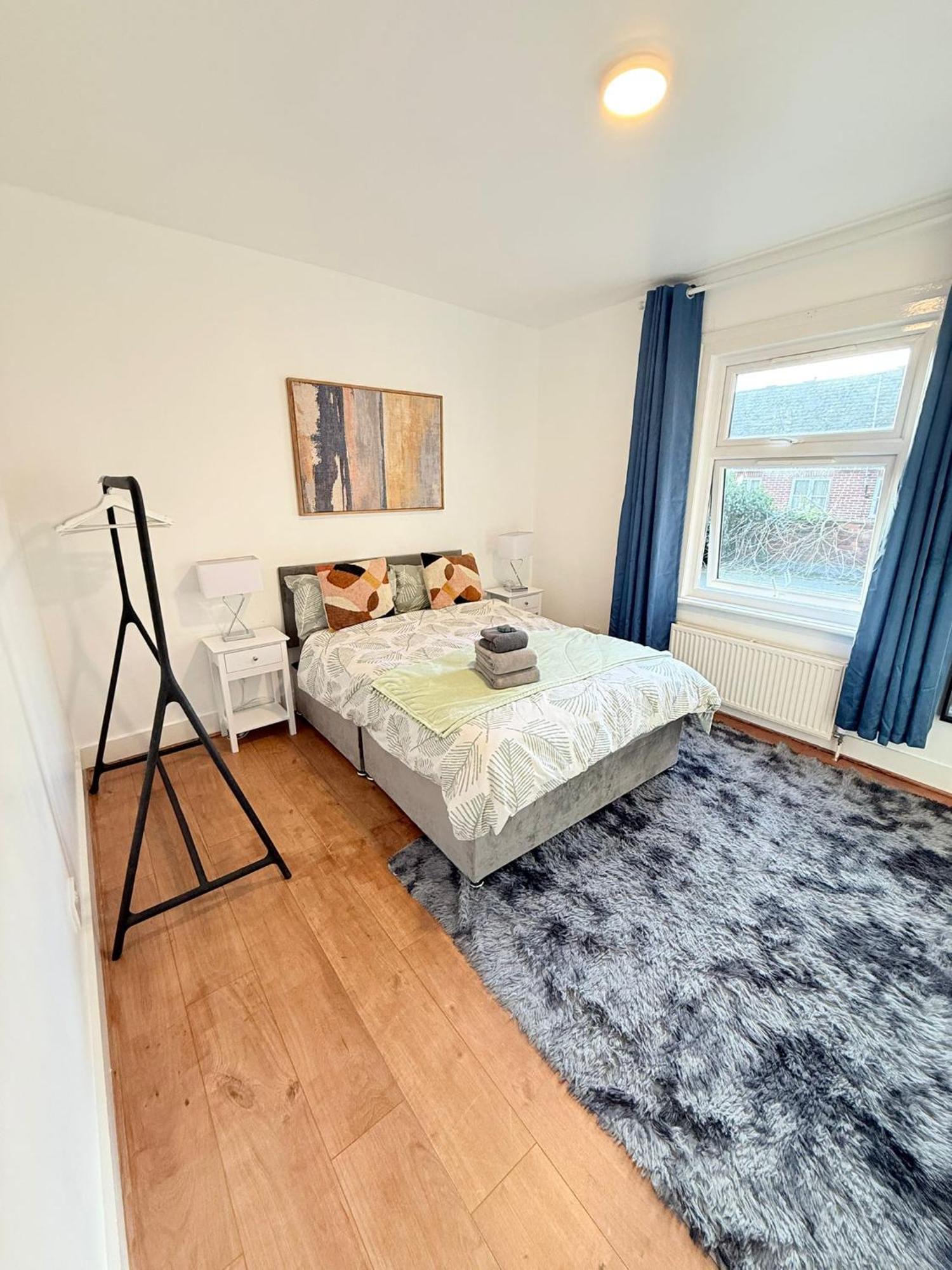 Cricklewood Broadway Guest Home 伦敦 外观 照片