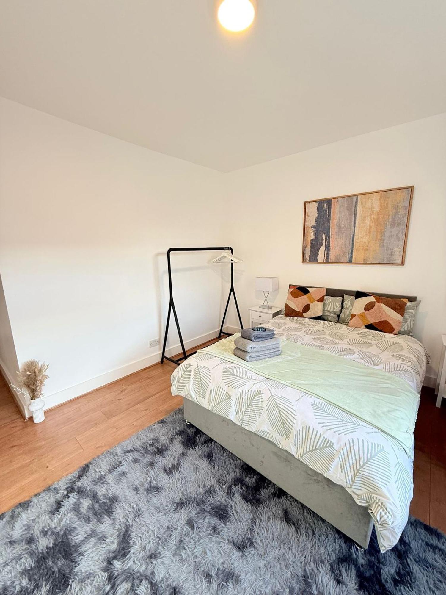 Cricklewood Broadway Guest Home 伦敦 外观 照片